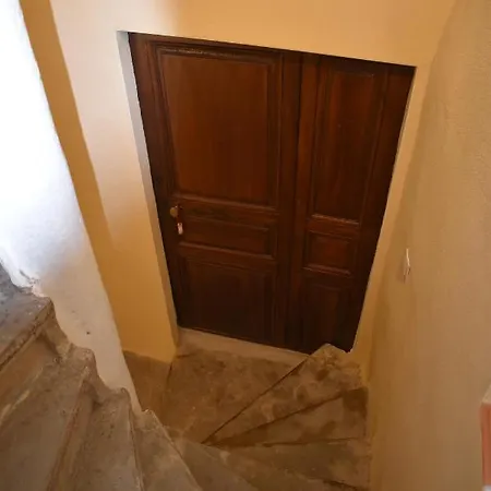 Studio Duplex- Climatise - Centre Apartamento Nîmes